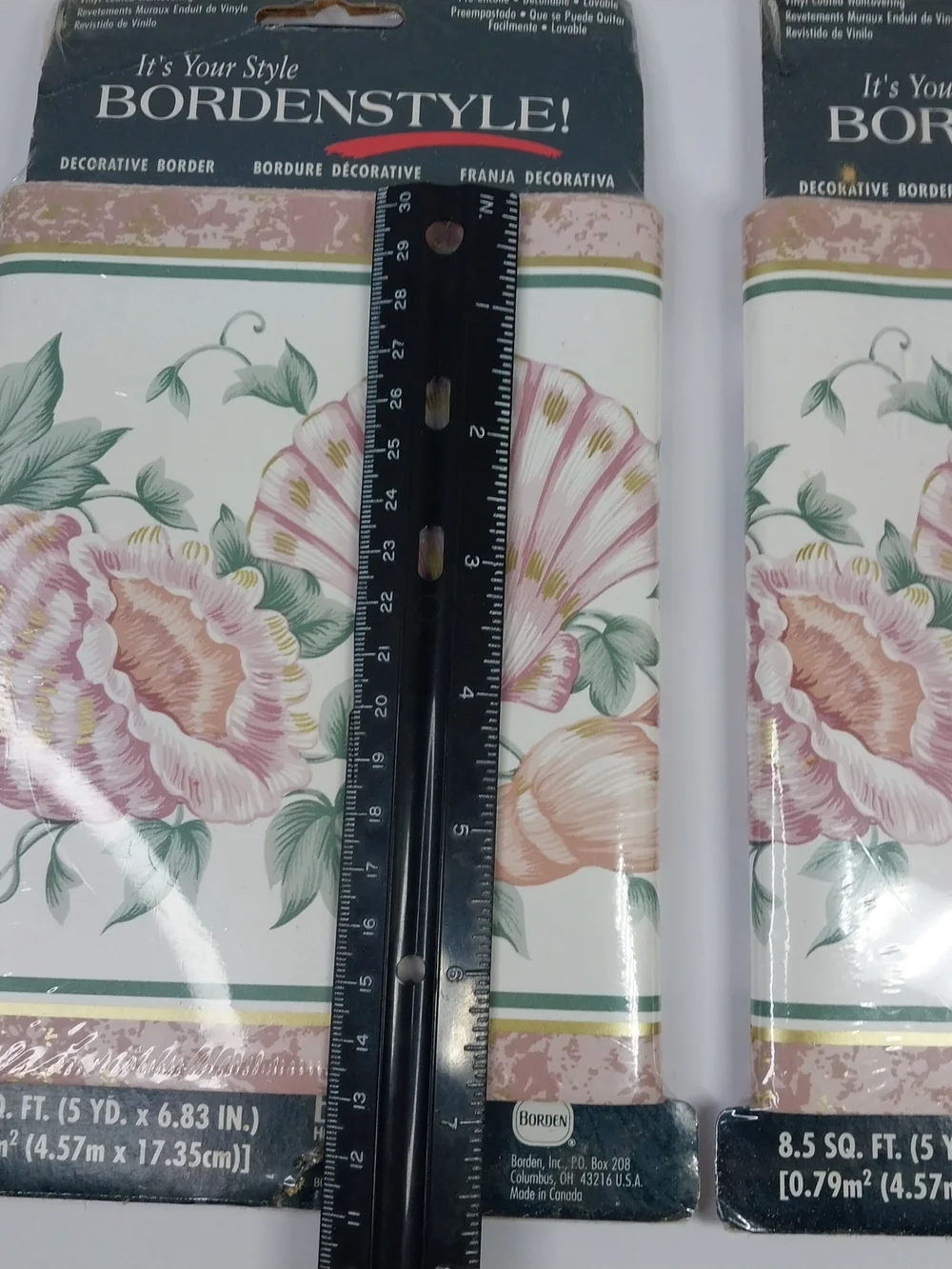 Vintage 90s Bordenstyle Wallpaper Border Pink Sea Shells Print 7”x 5 Yds.